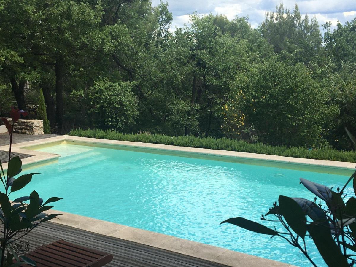 Villa De Carbonelle Pierrevert Eksteriør bilde