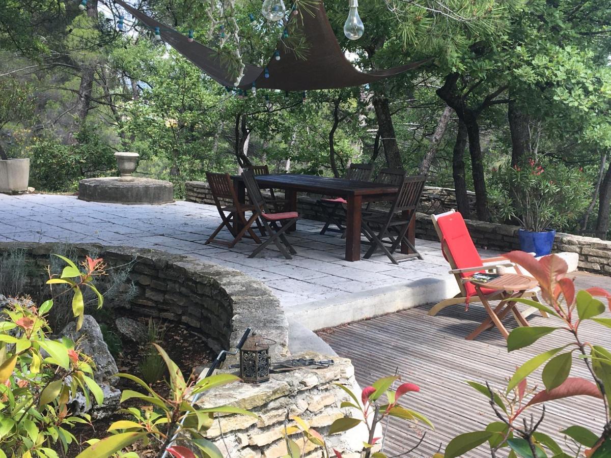Villa De Carbonelle Pierrevert Eksteriør bilde
