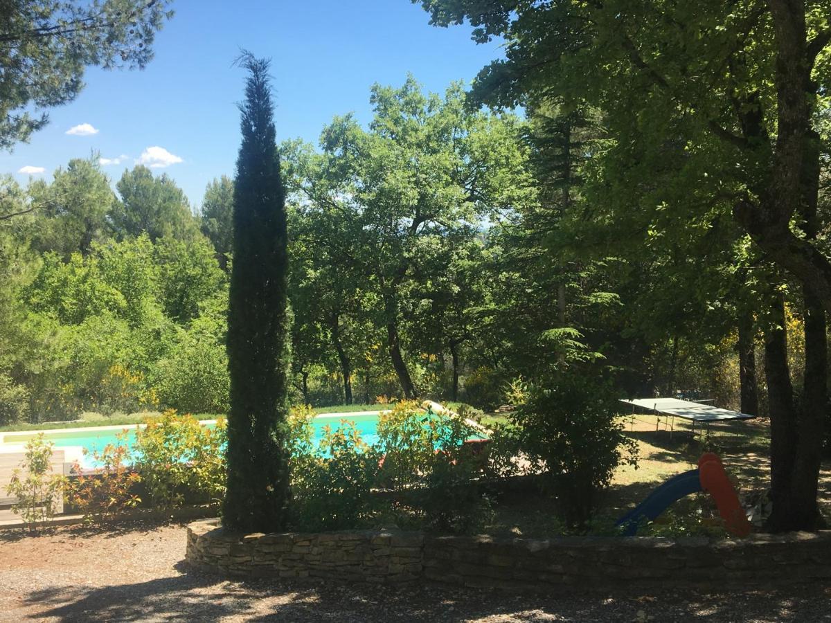 Villa De Carbonelle Pierrevert Eksteriør bilde