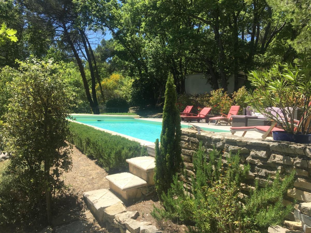 Villa De Carbonelle Pierrevert Eksteriør bilde